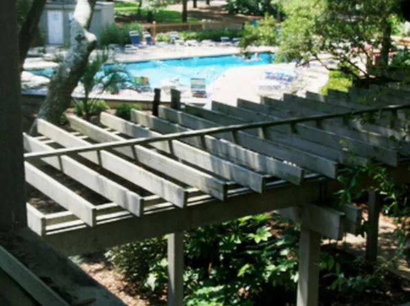415 Ocean Creek Dr, Myrtle Beach, SC 29572