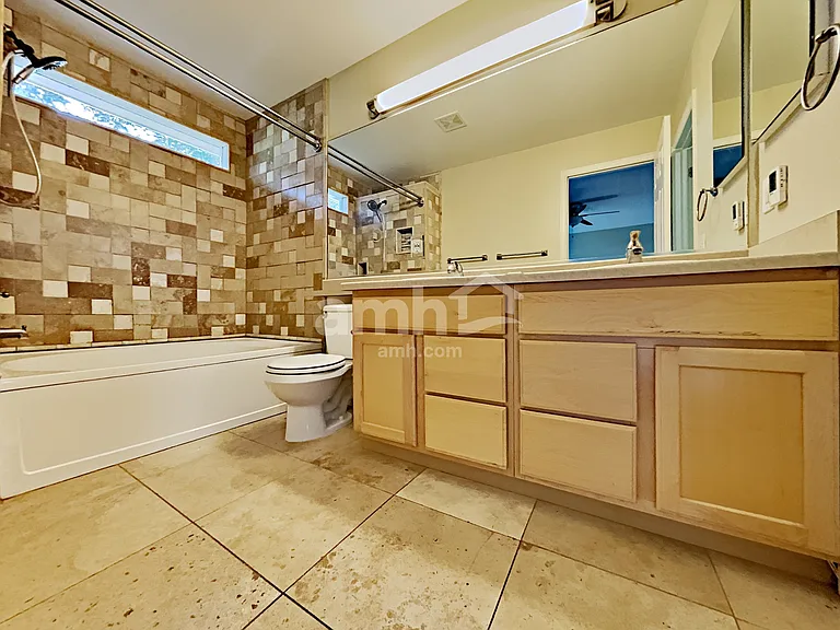 4137 Halifax St — Photo 13