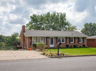 1114 Rockingham Dr, Harrisonburg, VA 22802