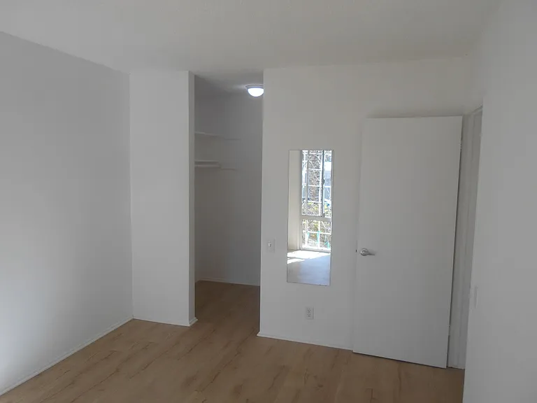 325 Bay Street, Santa Monica, Ca. 90405 — Photo 32