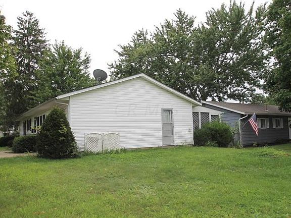 3rd image of 1015 Pleasant Ct