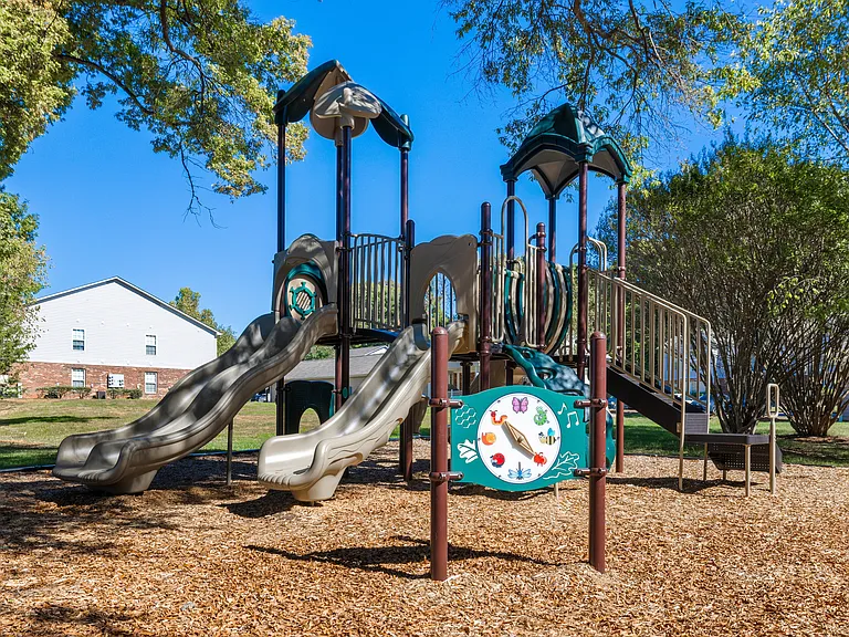 Addison Point — Photo 43