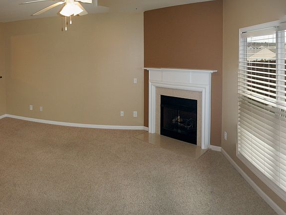 5th image of 3186 Creston Park Ct