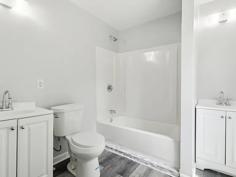 162 Hoover Dr — Photo 9