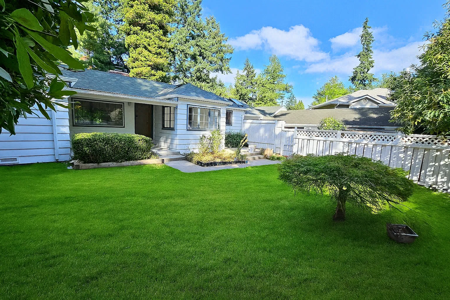 3 bed, 1158 sqft, $3,250 — Photo 1