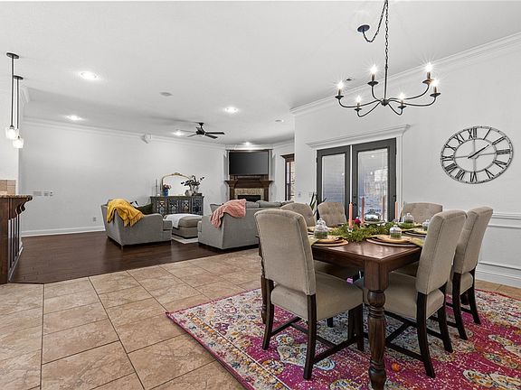 3rd image of 3656 Lalique Ln