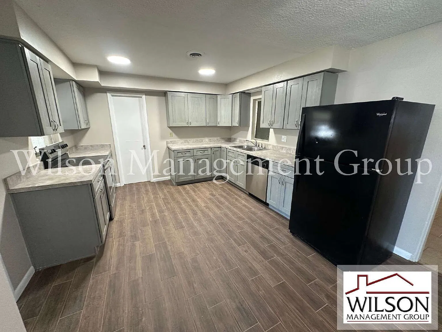 3 bed, 2.0 bath, 1684 sqft, $1,995 — Photo 4