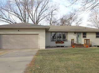 205 S 5th Ave, Brandon, SD 57005