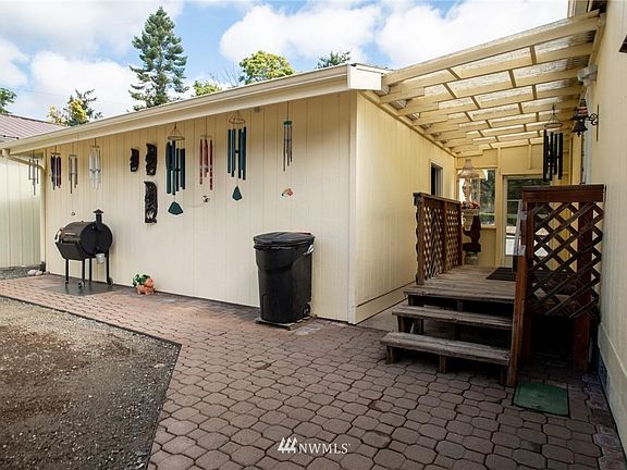 4th image of 2885 Newell Dr
