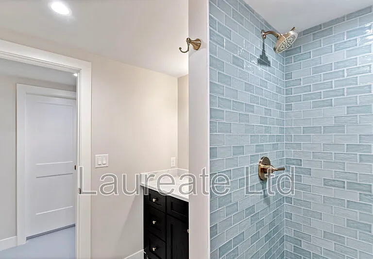 1256 N Clarkson St #9 — Photo 15