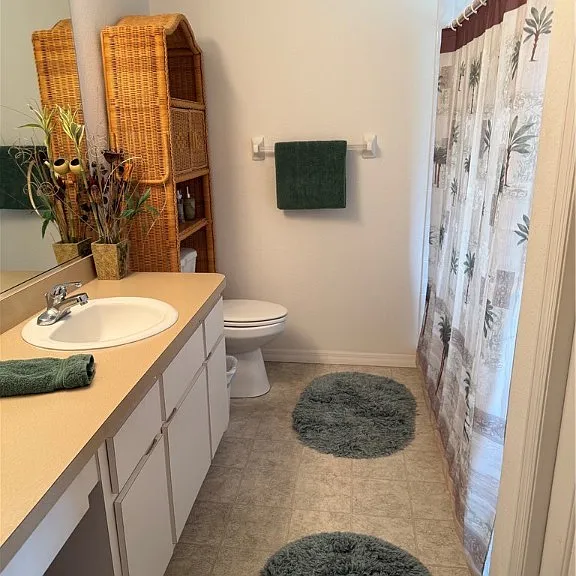 2858 E Marcia St — Photo 30