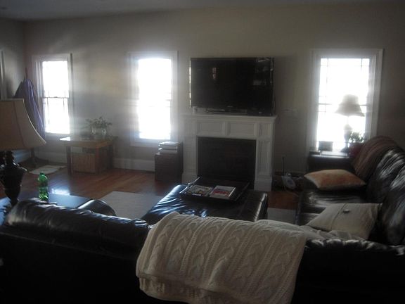 5th image of 252 Waterman St #C