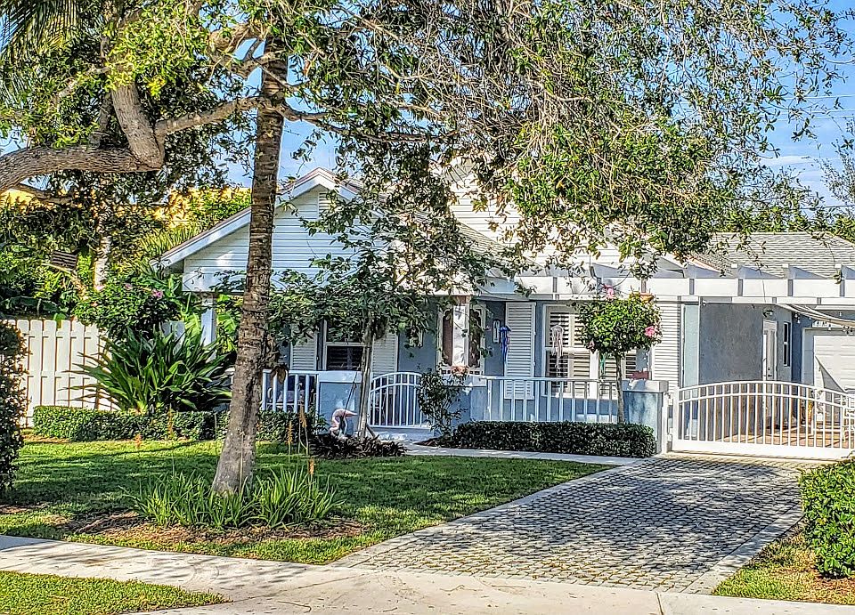 2nd image of 8985 SE Mars St