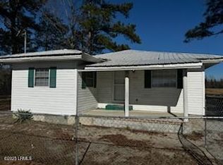1202 41st Rd, Saint Stephen, SC 29479