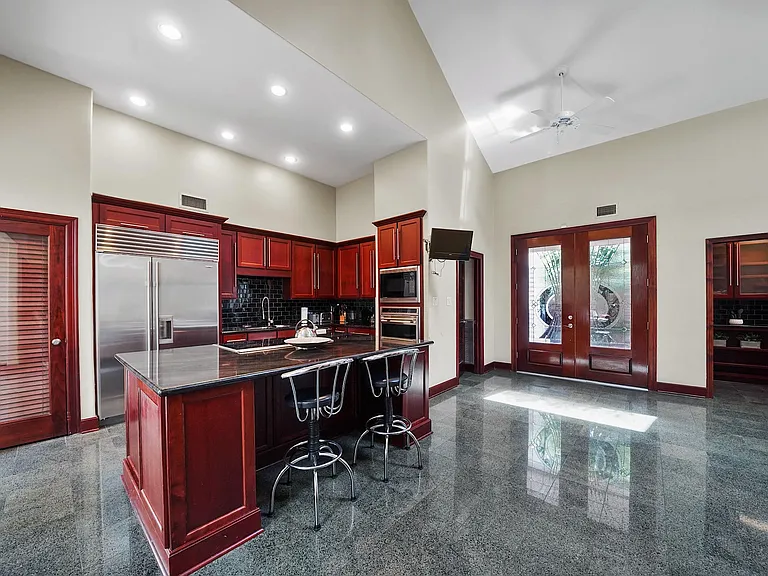 4106 Sun Meadow Dr — Photo 6