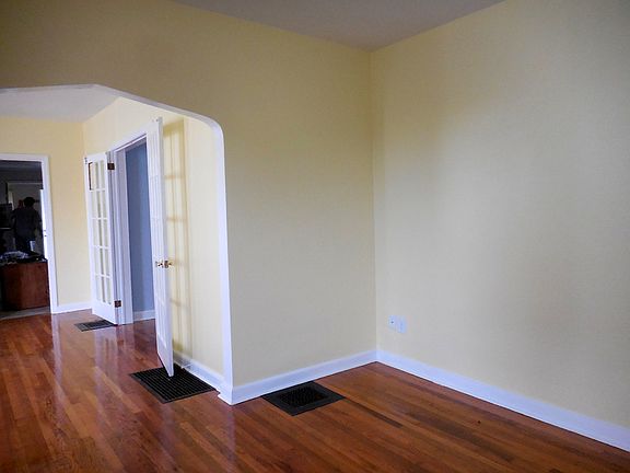2nd image of 13 Genesee Ave