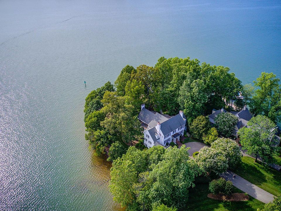 5 Lands End Rd, Penhook, VA 24137 Zillow