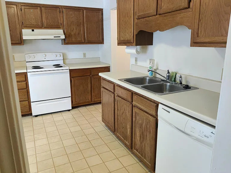 2513 Ridge Rd — Photo 3