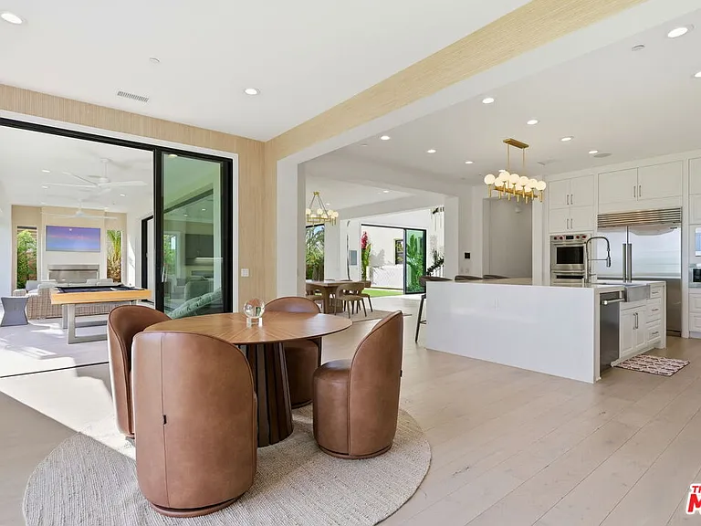 20448 W Liverpool Way — Photo 18