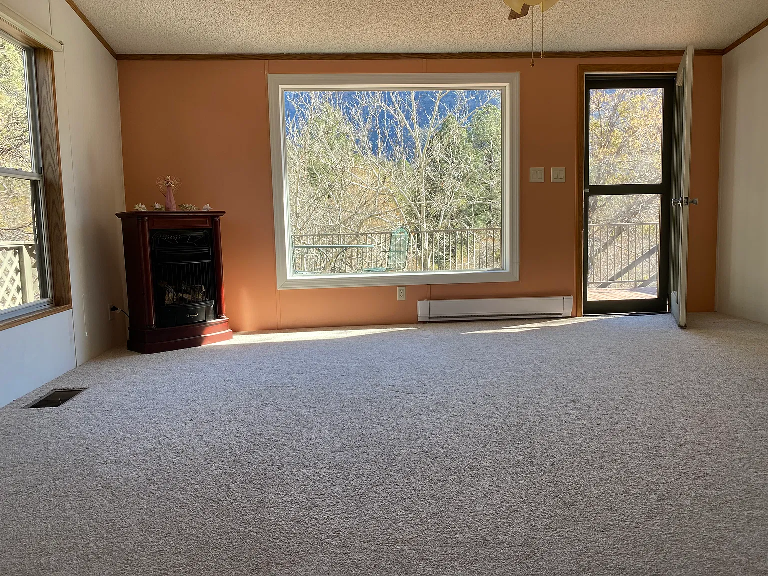 2 bed, 1050 sqft, $2,300 — Photo 3