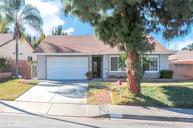 1st image of 2815 Blandford Dr