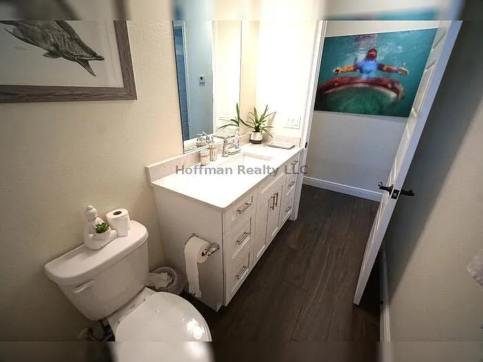 2314 W Saint Sophia St — Photo 16