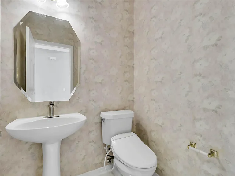 3117 Kimble Dr — Photo 8