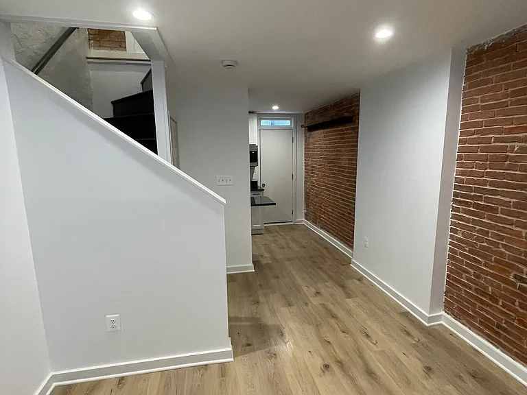 1509 Lemmon St — Photo 5