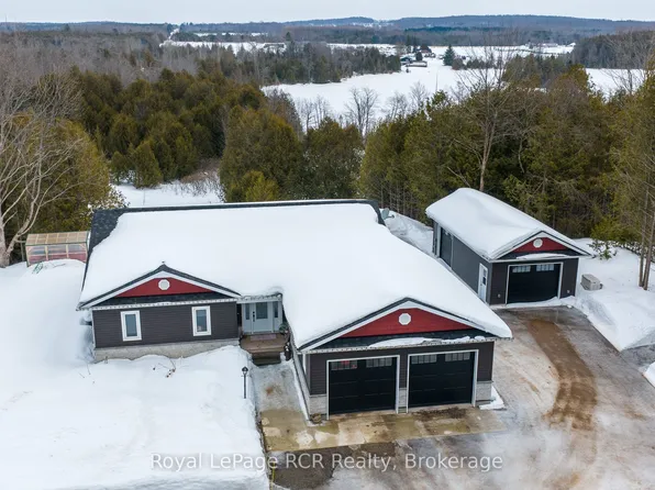 109 Highland Dr, West Grey, ON N0C 1H0