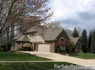 56325 Copperfield Dr, Shelby Township, MI 48316