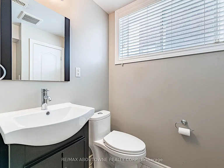 22 Ryan St #BASEMENT — Photo 21