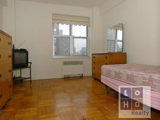 Sold by LoHo Realty | media 14