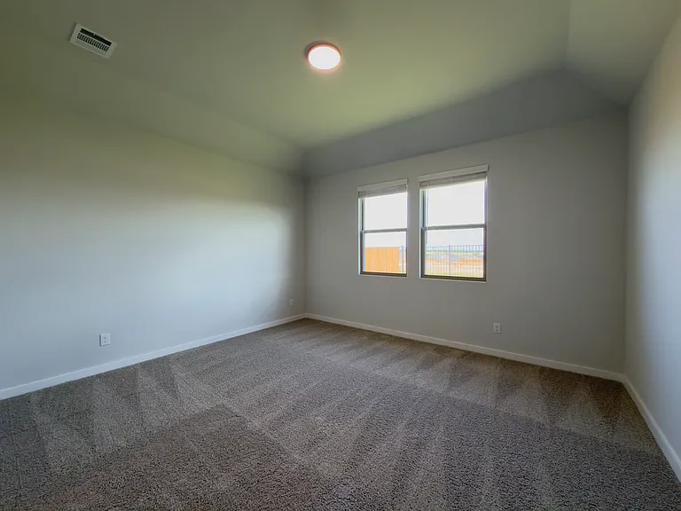 120 Millwood Rd — Photo 22