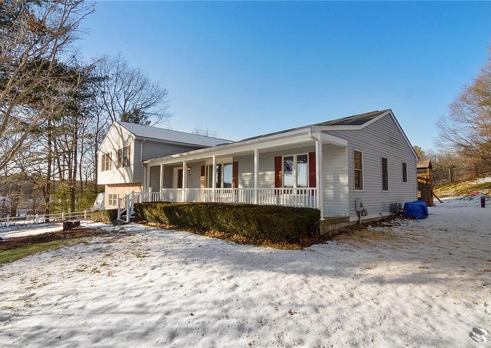 1st image of 14 Thayer Ct