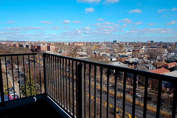 Rented by Midbrook Realty, LLC | media 40