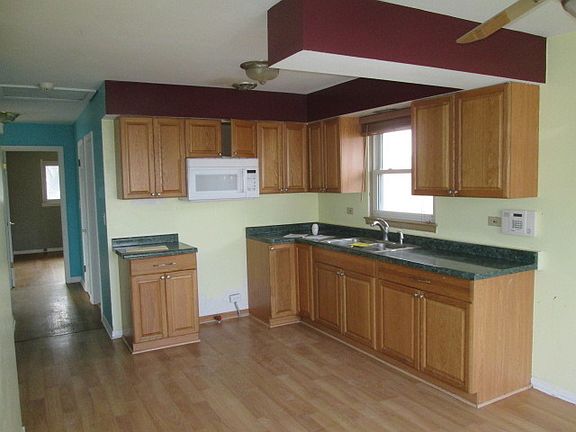 5th image of 301 N Hillside Ave