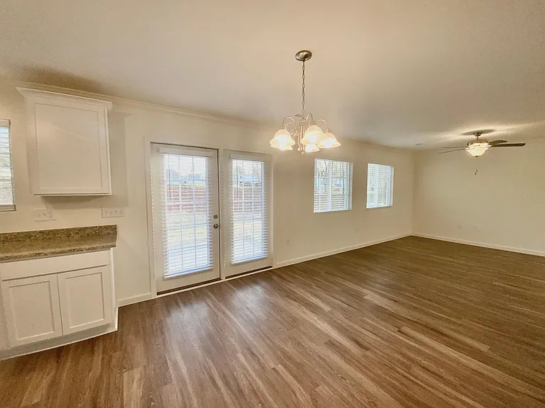 3506 Marksbury Dr — Photo 5