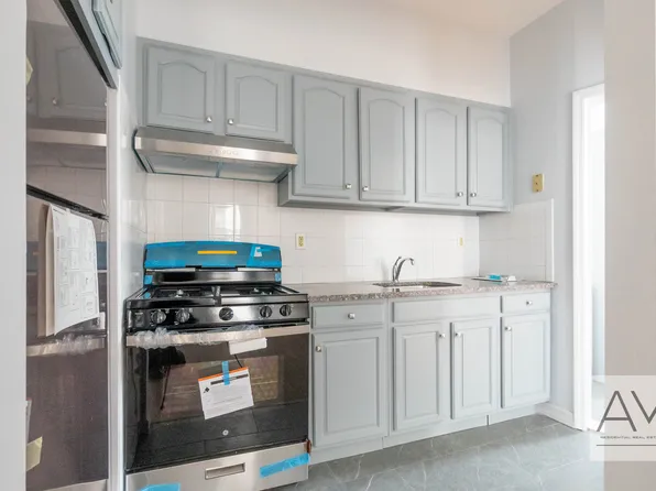 1115 63rd Street image 3 of 4