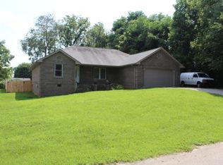 125 Cherry Ln, Burnside, KY 42519