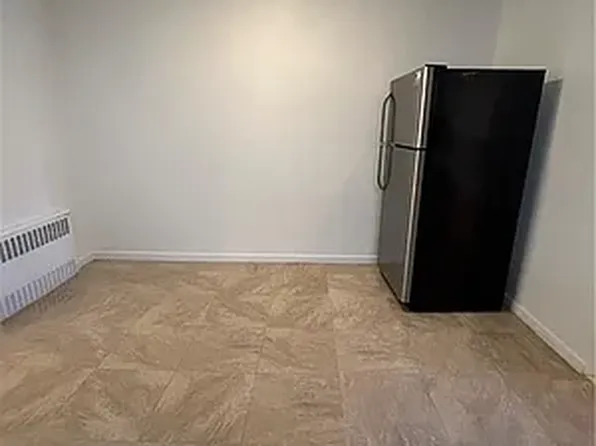 2072 East 68th Street image 8 of 24