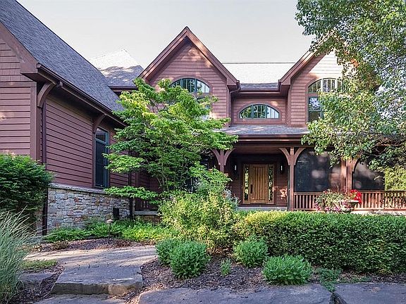 4th image of 3905 Preserve Dr