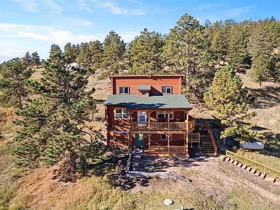 3rd image of 487 Laplata Drive