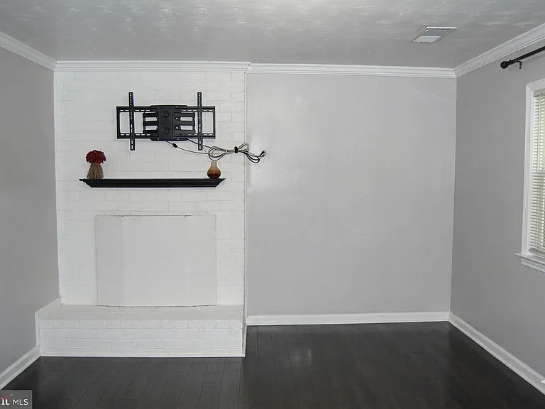 9009 Orange Hunt Ln — Photo 9