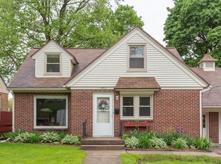 945 College Ave NE #B, Grand Rapids, MI 49503