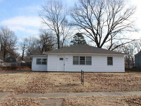 1113 N Cedar St, Abilene, KS 67410