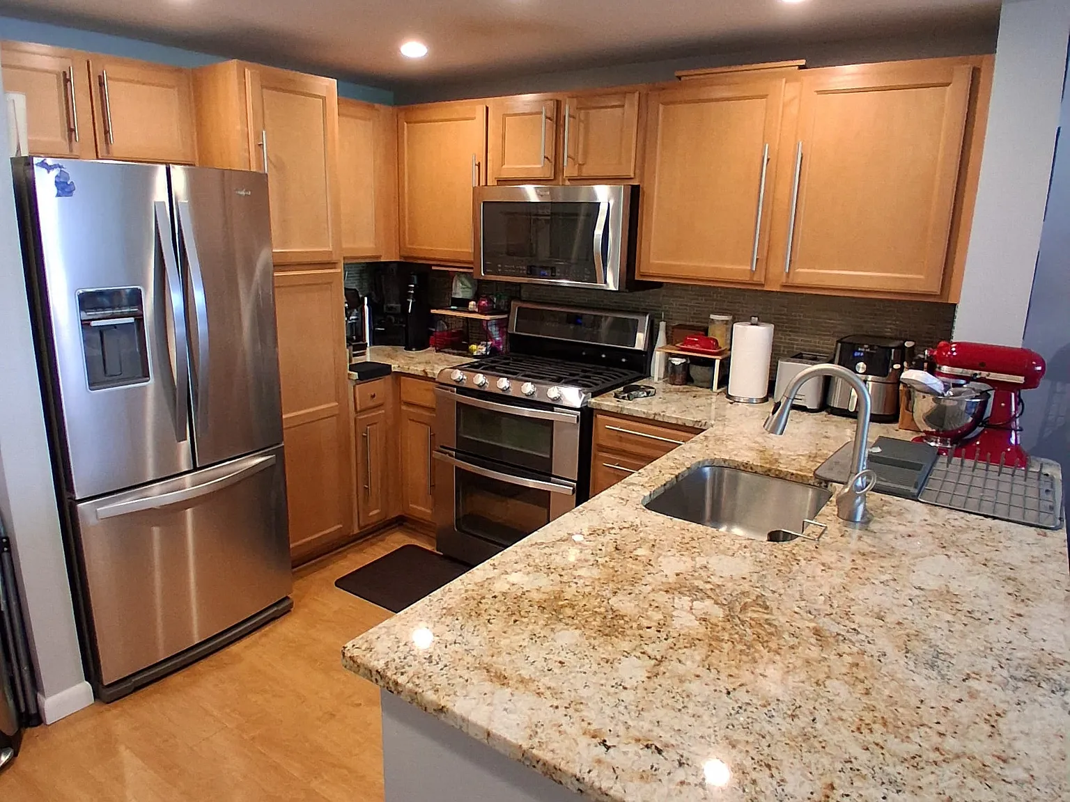 1 bed, 740 sqft, $2,500 — Photo 1