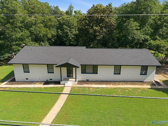 5th image of 2006 Mythewood Dr SW