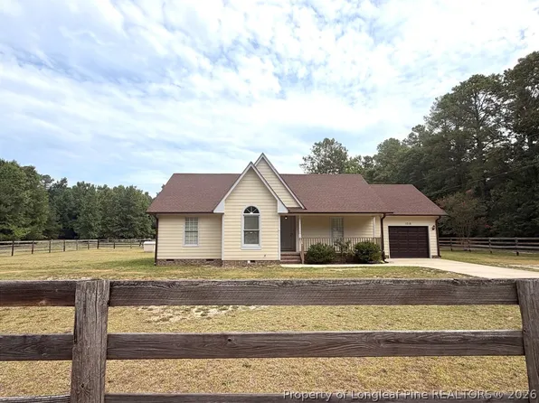 1018 Brisson Rd, Parkton, NC 28371