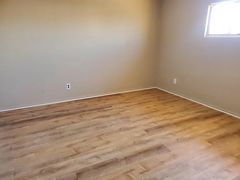 1209 Cunningham Dr #2 — Photo 8