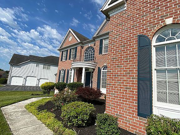 5th image of 736 Parkman Dr